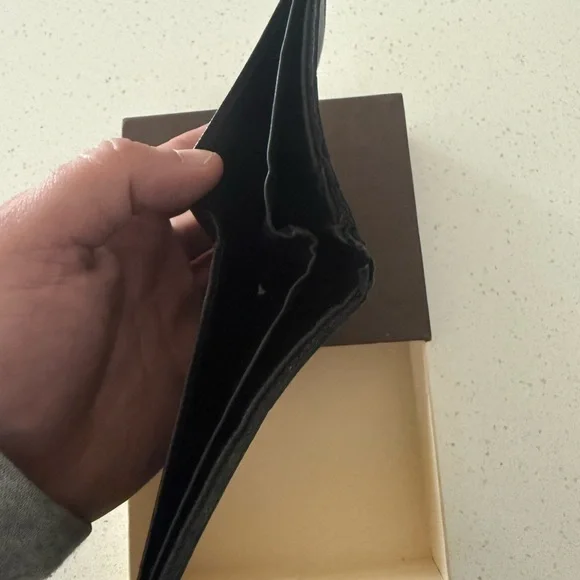 Louis Vuitton Multiple Wallet – Damier Graphite - Picture 9 of 11